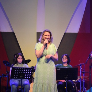 Imagem de Tecla no Palco - Recital de Natal 2024
